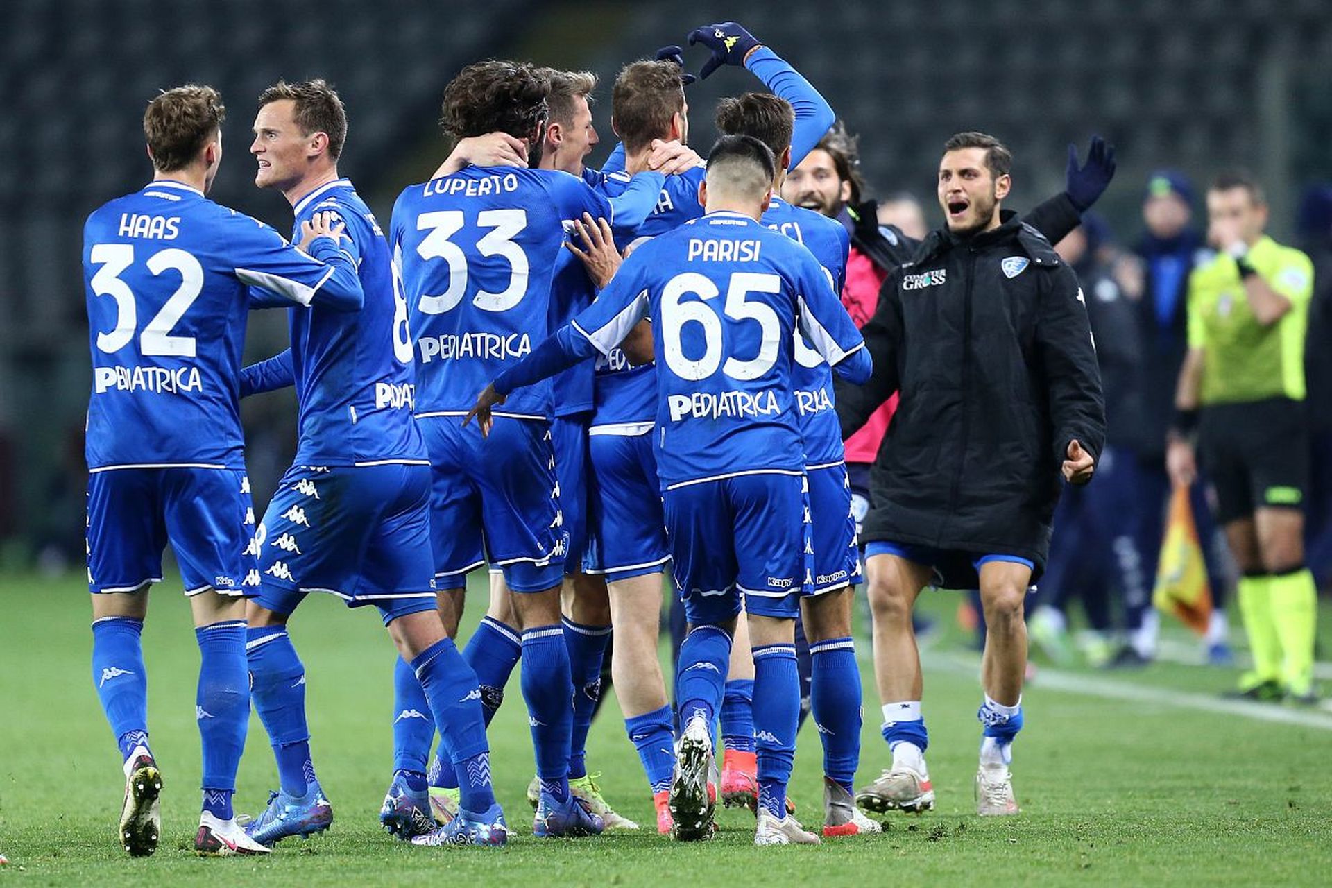 被意大利的 被意大利的