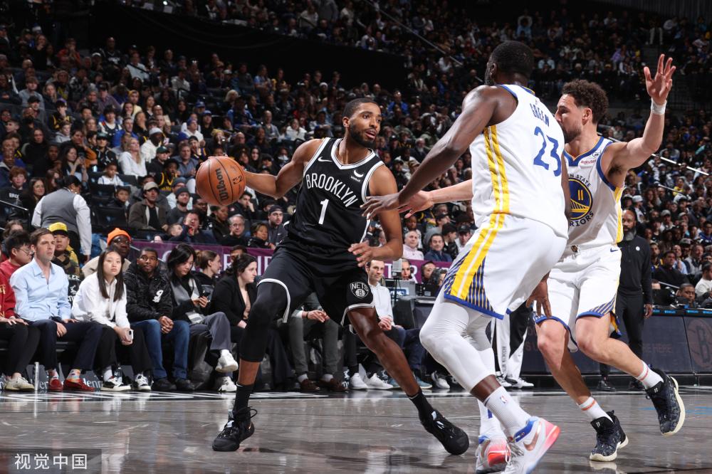 同时具备持 同时具备持